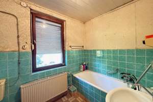 Einfamilienhaus mit großem Grundstück  – sanierungsbedürftig mit Entwicklungspotenzial – Die vollständige Adresse der Immobilie erhältst du vom Anbieter., 57632 Eichen – Vorschaubild 24