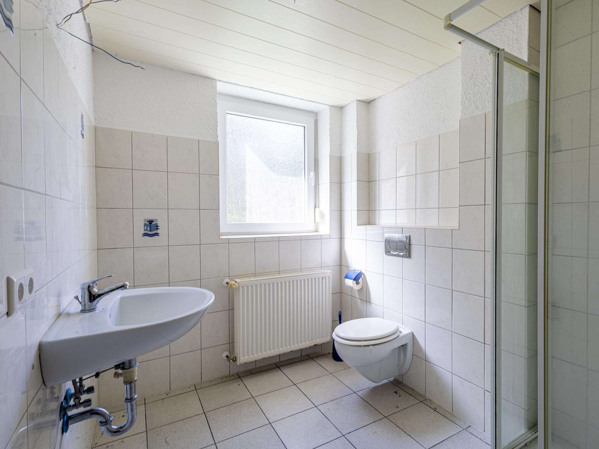 2-Zimmer-Souterrainwohnung mit großzügiger Terrasse und eigenem Stellplatz, Breisgau Hochschwarzwald Kreis – Bild 3