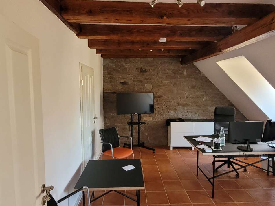 Loftartige Dachgeschosswohnung