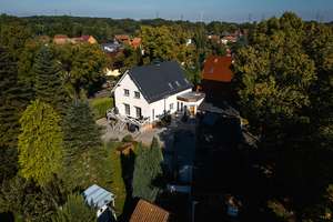 Exklusives Einfamilienhaus mit gehobenem Standard, großzügigem Wohnambiente und separatem Gästehaus – 99098 Vieselbach, Erfurt – Vorschaubild 2