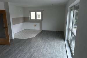 Wohnungspaket in Dresden-Kleinzschachwitz: 2 × 2-Zimmer + 2 Garagen | 115 m2 | 1 Wohnung frei – Wilhelm-Bölsche-Straße 26, 1259 Kleinzschachwitz, Dresden – Vorschaubild 7