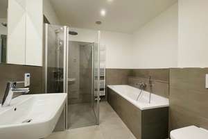 Property thumbnail 6