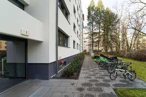 ERSTBEZUG: Sonnige 3 Zimmerwohnung mit Loggia im Zentrum von West-Berlin – Die vollständige Adresse der Immobilie erhältst du vom Anbieter., 10707 Wilmersdorf, Berlin – Vorschaubild 9