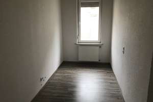 4-Zimmer Wohnung mit Balkon in Fürth Altstadt/Innenstadt – Pfisterstraße 22, 90762 Altstadt, Innenstadt, Fürth – Vorschaubild 3