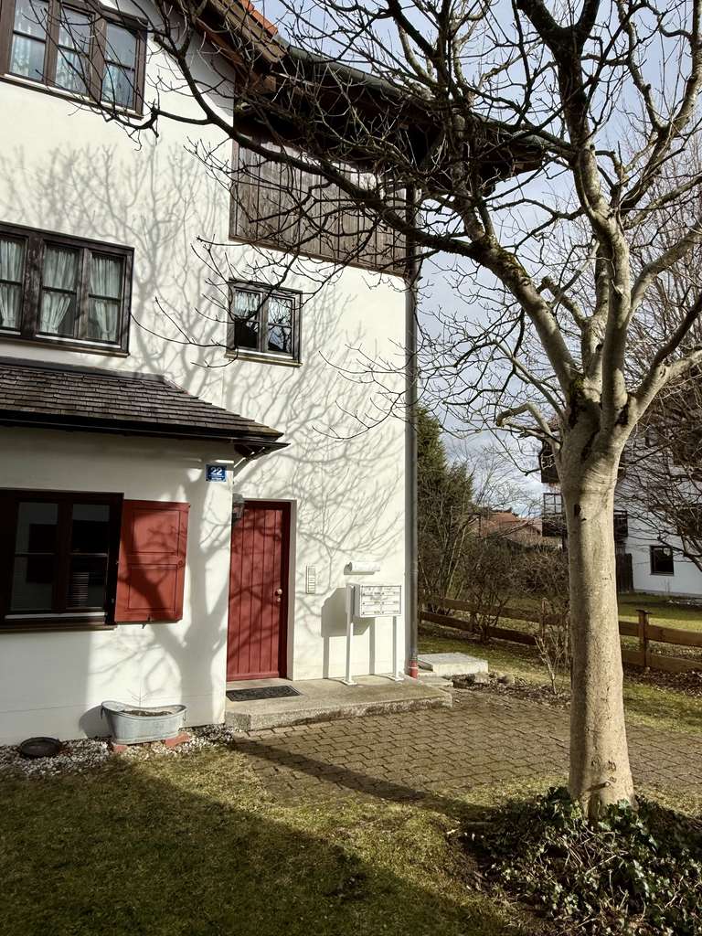 Immobilie in Seehausen am Staffelsee - Wunderbare, großzügige 2-Zimmer Wohnung EG / Terrasse / Garten in Murnau / Seehausen am Staffelsee - Bild 0