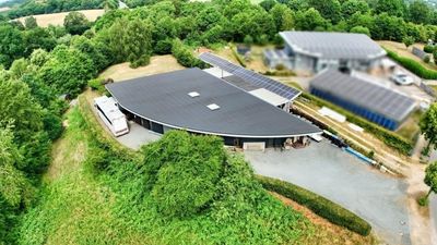 Architektonisches Wohn- und Geschäftsgebäude im wohnbegehrten Bordesholm