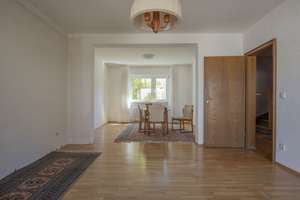Attraktives REH mit schönem Garten und Garage in guter, ruhiger Wohnlage von Nieder-Eschbach. – 60437 Nieder-Eschbach, Frankfurt am Main – Vorschaubild 14