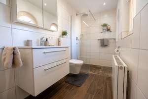 ****Reserviert**** Platz für die ganze Familie! Einfamilienhaus mit ELW und Garten zum Verlieben – Die vollständige Adresse der Immobilie erhältst du vom Anbieter., 89264 Weißenhorn – Vorschaubild 4
