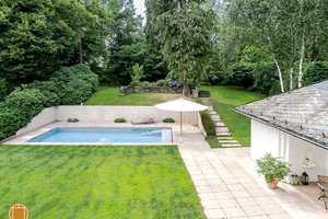 Einladende Familienvilla auf Premium Grundstück mit Pool & gepflegten Garten mit viel Privatsphäre – Hochtaunuskreis – Vorschaubild 7
