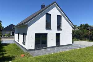 . . . Erstbezug im Einfamilienhaus . . . – Herzogtum Lauenburg (Kreis) – Vorschaubild 1