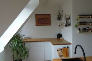 Attraktive 2-Zimmer-Dachgeschosswohnung mit Südbalkon, Einbauküche & Stellplatz – Die vollständige Adresse der Immobilie erhältst du vom Anbieter., 13158 Wilhelmsruh, Berlin – Vorschaubild 5