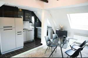 Möblierte 1,5-Zimmer-DG-Wohnung im Severinsviertel – Köln – Vorschaubild 8