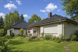 Komfortables Wohnen auf einer Ebene – Bungalow mit exklusiver Wellnessoase und Indoor-Pool – Die vollständige Adresse der Immobilie erhältst du vom Anbieter., 25554 Wilster – Vorschaubild 12