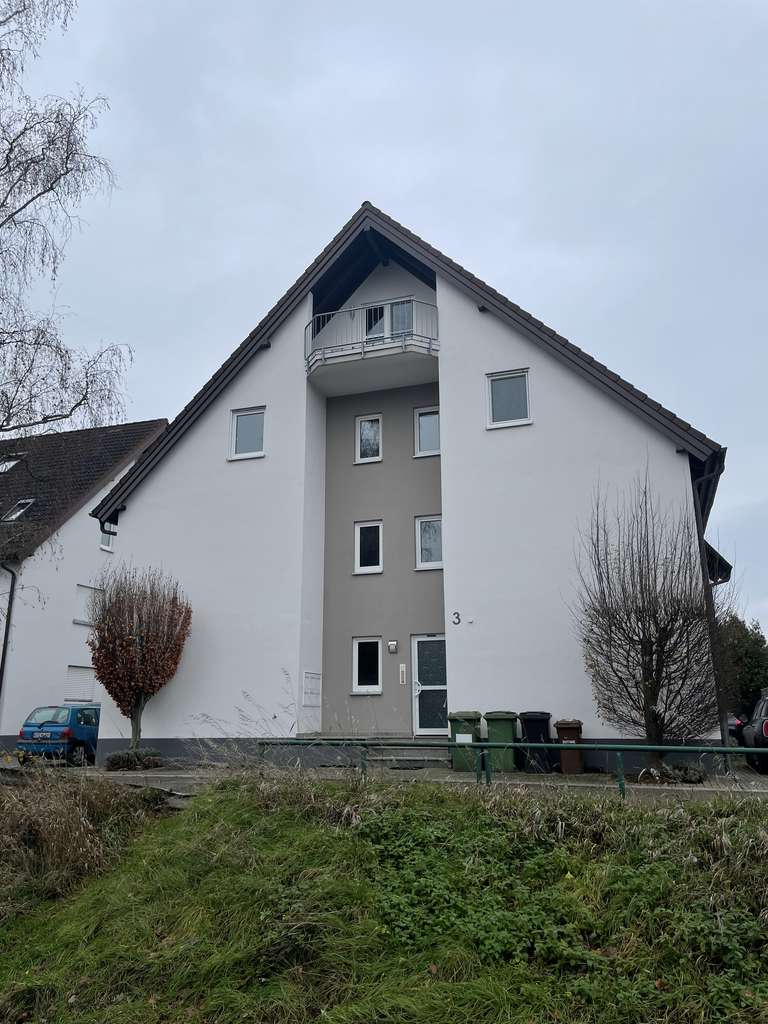 Immobilie in Kuhardt - Solides Investment | Maisonette 100 m² | Hobbyraum | 2 Balkone | Nähe Mercedes-Benz & Karlsruhe - Bild 1