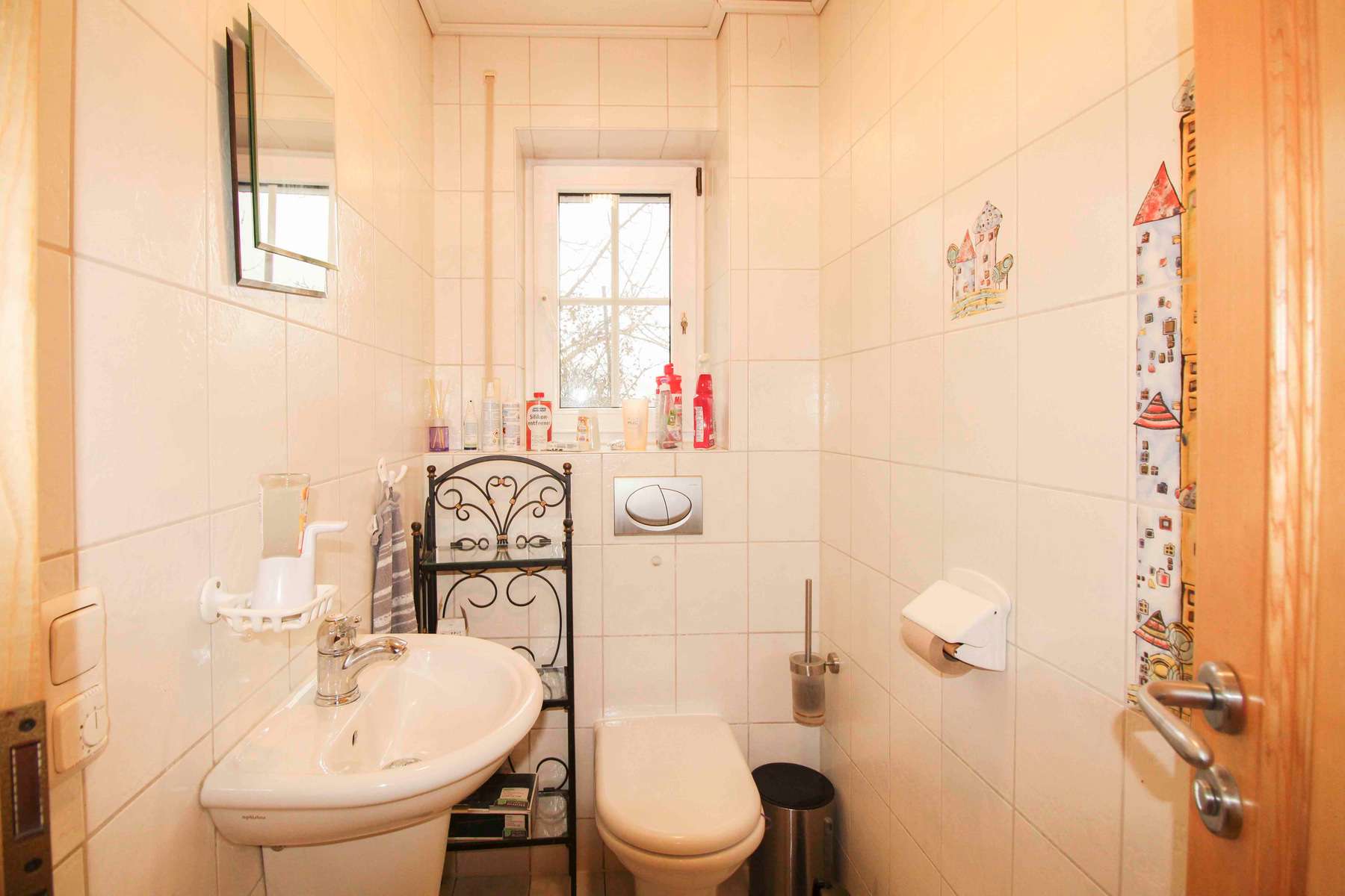 Immobilie in Sankt Wolfgang - Modernes Einfamilienhaus in ruhiger Nebenstraße von Sankt Wolfgang – 5 Zimmer, PV-Anlage, Wärmepumpe - Bild 4