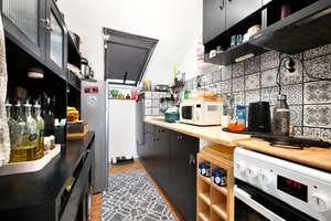 Vermietete 4 Zimmer Dachgeschosswohnung in gefragter Lage von Stuttgart - Zuffenhausen – Die vollständige Adresse der Immobilie erhältst du vom Anbieter., 70435 Zuffenhausen-Hohenstein, Stuttgart – Vorschaubild 10