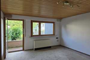 Sanierungsbedürftiges Reihenmittelhaus in ruhiger Lage von Kirchheim unter Teck zu verkaufen! – Esslingen (Kreis) – Vorschaubild 3