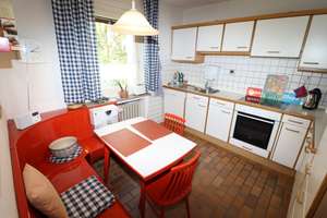 Familien willkommen! Freistehendes Einfamilienhaus in begehrter Wohnlage von Solingen-Gräfrath – Die vollständige Adresse der Immobilie erhältst du vom Anbieter., 42653 Gräfrath, Solingen – Vorschaubild 4
