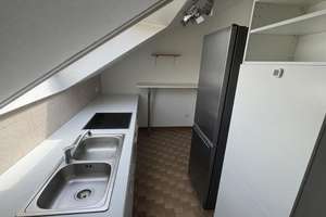 Helle 2-Zimmer-Dachgeschosswohung mit großem Balkon & schöner Ausicht – Rilkestraße 37, 72760 Betzingen, Reutlingen – Vorschaubild 9
