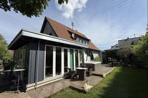 Ein Zuhause mit Seele – Einfamilienhaus mit Wintergarten und Gartenidylle direkt am Bach – Die vollständige Adresse der Immobilie erhältst du vom Anbieter., 73230 Kirchheim unter Teck – Vorschaubild 3