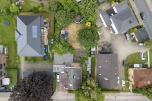 Bremerhaven-Geestemünde // Kernsaniertes Einfamilienhaus mit großzügigem Raumangebot in begehrter Wo – Die vollständige Adresse der Immobilie erhältst du vom Anbieter., 27574 Geestemünde, Bremerhaven – Vorschaubild 50