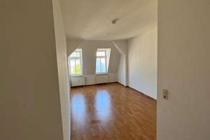Schöne und großzügige Dachgeschoss - Wohnung mit Einbauküche! – Erich-Mühsam-Straße 35, 9112 Kaßberg, Chemnitz – Vorschaubild 11