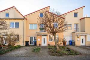 Provisionsfrei: Reihenmittelhaus - eine sichere Anlage als Kapitalanlage! – Felsengrund 6, 39130 Alt Olvenstedt, Magdeburg – Vorschaubild 1