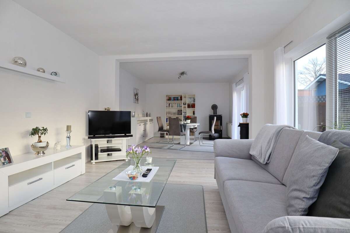 Immobilie in Hasenkrug - Umfangreich Saniertes Einfamilienhaus in Hasenkrug - Bild 4