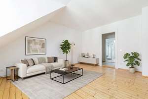 Charmante 2-Zimmer-Dachgeschoss-Wohnung zum Wohlfühlen