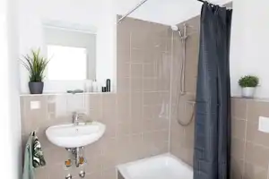 Frühjahrsangebot: Möbliertes Apartment in Düsseldorf- Rath! – Kanzlerstr. 8a, 40472 Düsseldorf – Vorschaubild 12