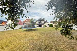 Viel Platz für die Großfamilie mit einem großem Grundstück – Die vollständige Adresse der Immobilie erhältst du vom Anbieter., 32108 Bad Salzuflen – Vorschaubild 2