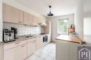Charmantes Wohnen in Kiel Wik
3 Zimmer, Aufzug und Balkon! – Die vollständige Adresse der Immobilie erhältst du vom Anbieter., 24106 Wik, Kiel – Vorschaubild 9