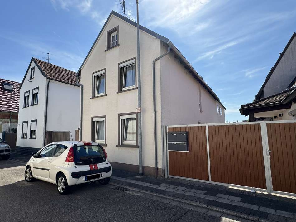 Straßenansicht 2