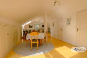 Einfamilienhaus mit Wohlfühlfaktor – Studio, Sauna und sonniges Grundstück in Bestlage – Die vollständige Adresse der Immobilie erhältst du vom Anbieter., 83233 Bernau am Chiemsee – Vorschaubild 16