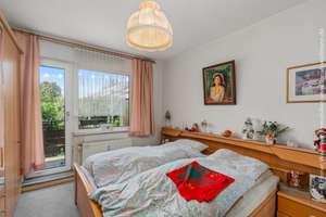 Bremen - Gröpelingen | Großzügiges Mehrfamilienhaus mit praktischer Aufteilung in guter Lage – Die vollständige Adresse der Immobilie erhältst du vom Anbieter., 28237 Lindenhof, Bremen – Vorschaubild 3