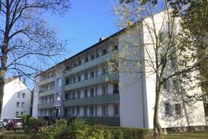 Das Glück hat ein Zuhause: sanierte 3-Zimmer-Wohnung – Lerchenstr. 67, 33607 Mitte, Bielefeld – Vorschaubild 1