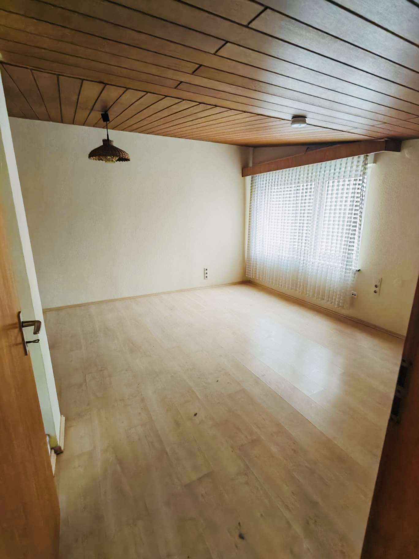 Immobilie in Alsheim - PREISREDUZIERUNG! Sanierungsbedürftiges Haus mit Garage und großzügigen Ausbaumöglichkeiten - Bild 0