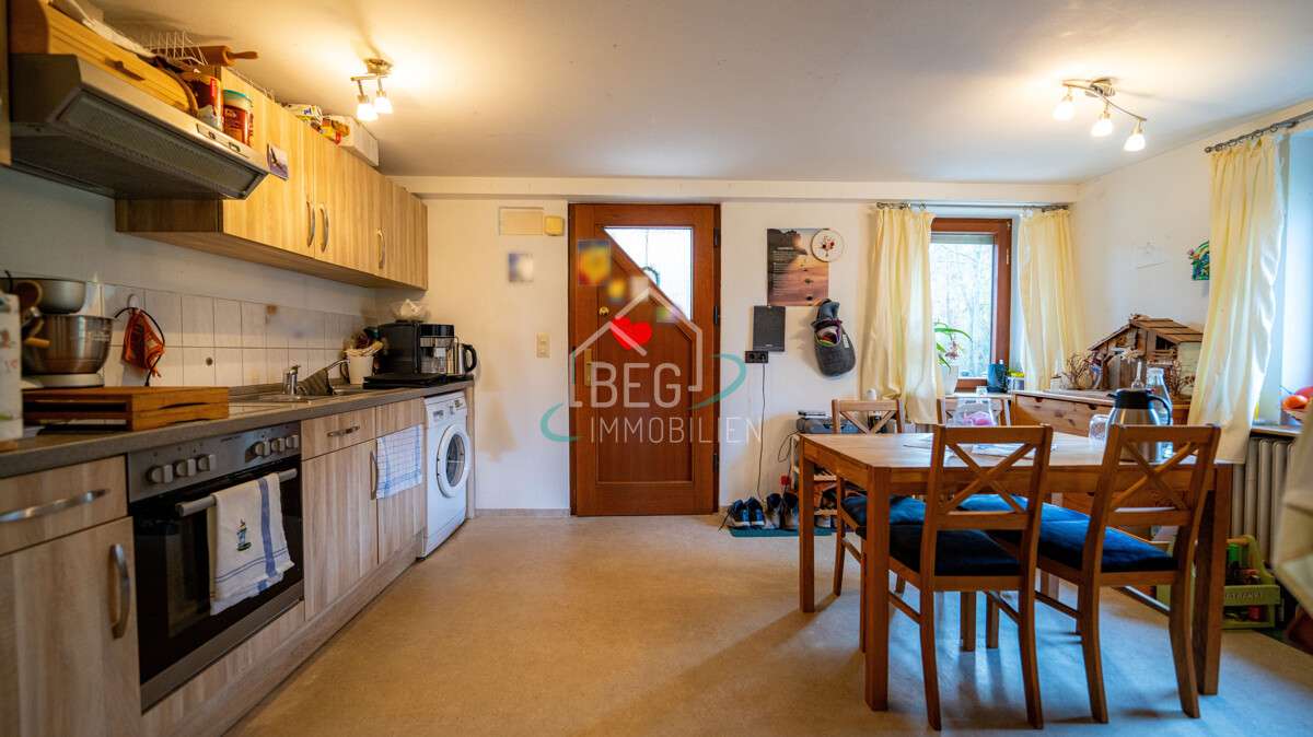 Immobilie in Gaildorf - Großzügiges Wohnobjekt mit Potenzial für vielfältige Nutzungskonzepte - Bild 5