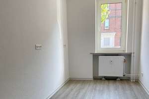 Frisch renoviert! 2-Zimmer-Apartment mit Balkon, neues Tageslichtbad mit Wanne, neuer Boden – Gerresheimer Straße 144, 40625 Flingern Süd, Düsseldorf – Vorschaubild 8