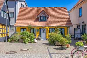 Liebevoll und komplett saniertes Stadthaus in Hafennähe – Schleswig-Flensburg (Kreis) – Vorschaubild 1