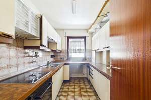 Voller Möglichkeiten: 3,5 Zimmer mit Südbalkon, Garage und Platz für neue Wohnideen – Die vollständige Adresse der Immobilie erhältst du vom Anbieter., 70439 Stammheim-Mitte, Stuttgart – Vorschaubild 8