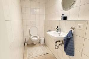 3,5-Zimmer-Wohnung mit Balkon, Garage & Keller in Stuttgart-Hofen – Hopfenseeweg 1, 70378 Hofen, Stuttgart – Vorschaubild 8