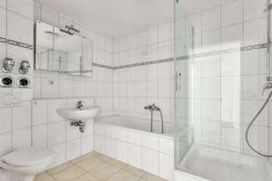 Moderne Maisonette-Wohnung mit 118 m², 4 Zimmern, Balkon & Stellplatz – Die vollständige Adresse der Immobilie erhältst du vom Anbieter., 53225 Geislar, Bonn – Vorschaubild 4