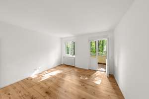 KLEINOD IN FEINSTER LAGE: Nur 5 min. vom Roseneck / Altbaucharme frisch kernsaniert zum Erstbezug! – Hundekehlestraße 18B, 14199 Schmargendorf, Berlin – Vorschaubild 2