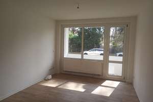 frisch saniert: Eigentumswohnung - provisionsfrei inkl. Erbbaurecht - EG in Dresden Laubegast