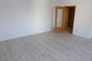 Preiswertes Wohnen für Jung und Alt mit Aufzug und EBK – Philippstraße 8, 9130 Sonnenberg, Chemnitz – Vorschaubild 5