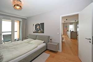 Traumhafte Wohnung in exklusiver Lage mit fabelhaftem Ausblick und Ausstattung in der Hafencity! – Die vollständige Adresse der Immobilie erhältst du vom Anbieter., 20457 HafenCity, Hamburg – Vorschaubild 9