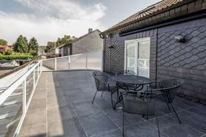 Viel Platz, viel Freiheit: Großzügiges ZFH mit Traumgarten, XL-Dachterrasse & Garage in ruhiger Lage – 45327 Katernberg, Essen – Vorschaubild 18