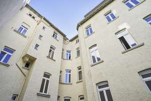 VERKAUFT *Paul & Partner* ZENTRAL GELEGENES MEHRFAMILIENHAUS IN WIESBADEN! SANIERUNGSBEDÜRFTIG! – Die vollständige Adresse der Immobilie erhältst du vom Anbieter., 65185 Mitte, Wiesbaden – Vorschaubild 4