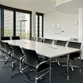 Privater Büroraum für 4 Person in Regus FGS Campus